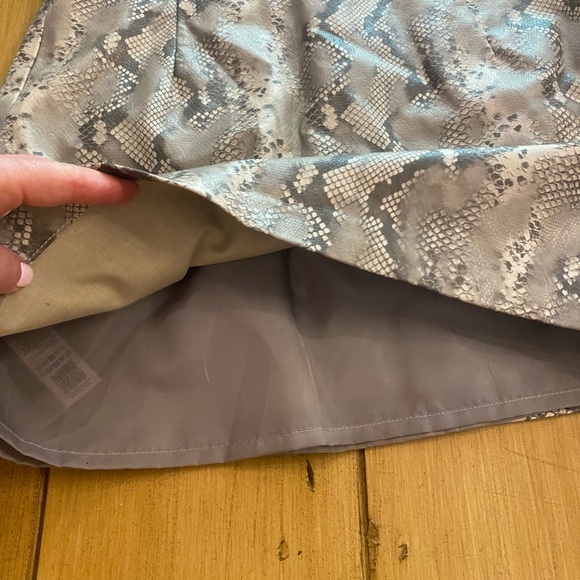 Topshop women’s snakeskin mini skirt lined zipper New size 8 - Picture 5 of 10